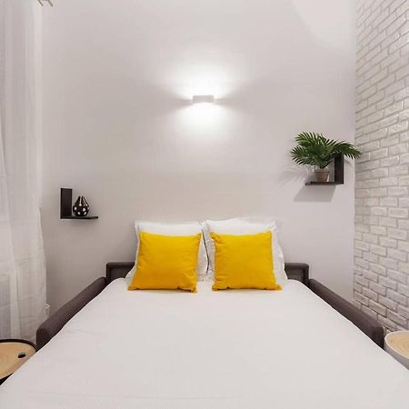 Chic Saint-Germain-Des-Pres Studio For 4 - Prime Location Paris Dış mekan fotoğraf