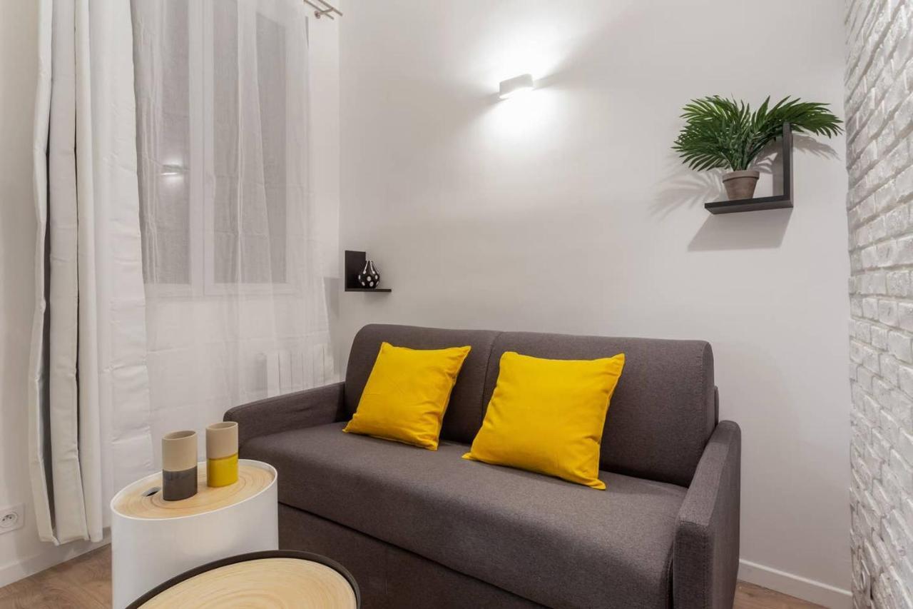 Chic Saint-Germain-Des-Pres Studio For 4 - Prime Location Paris Dış mekan fotoğraf